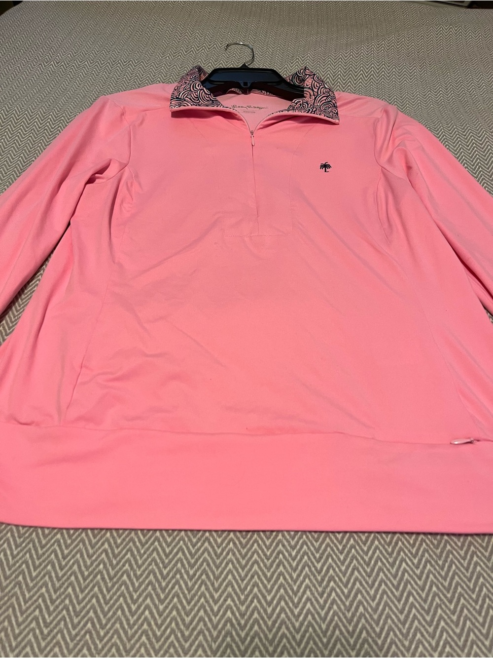 Lily Pulitzer Quarter Zip Popover Top. Pink with Navy Palm Tree. EUC. Medium.
